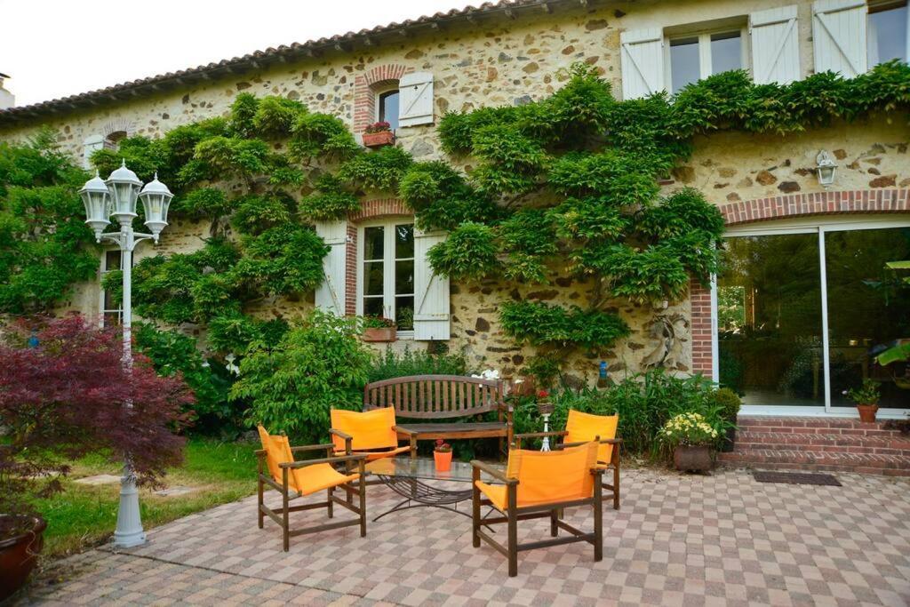 La Frapperie Bed and Breakfast La Pommeraie-sur-Sèvre Εξωτερικό φωτογραφία