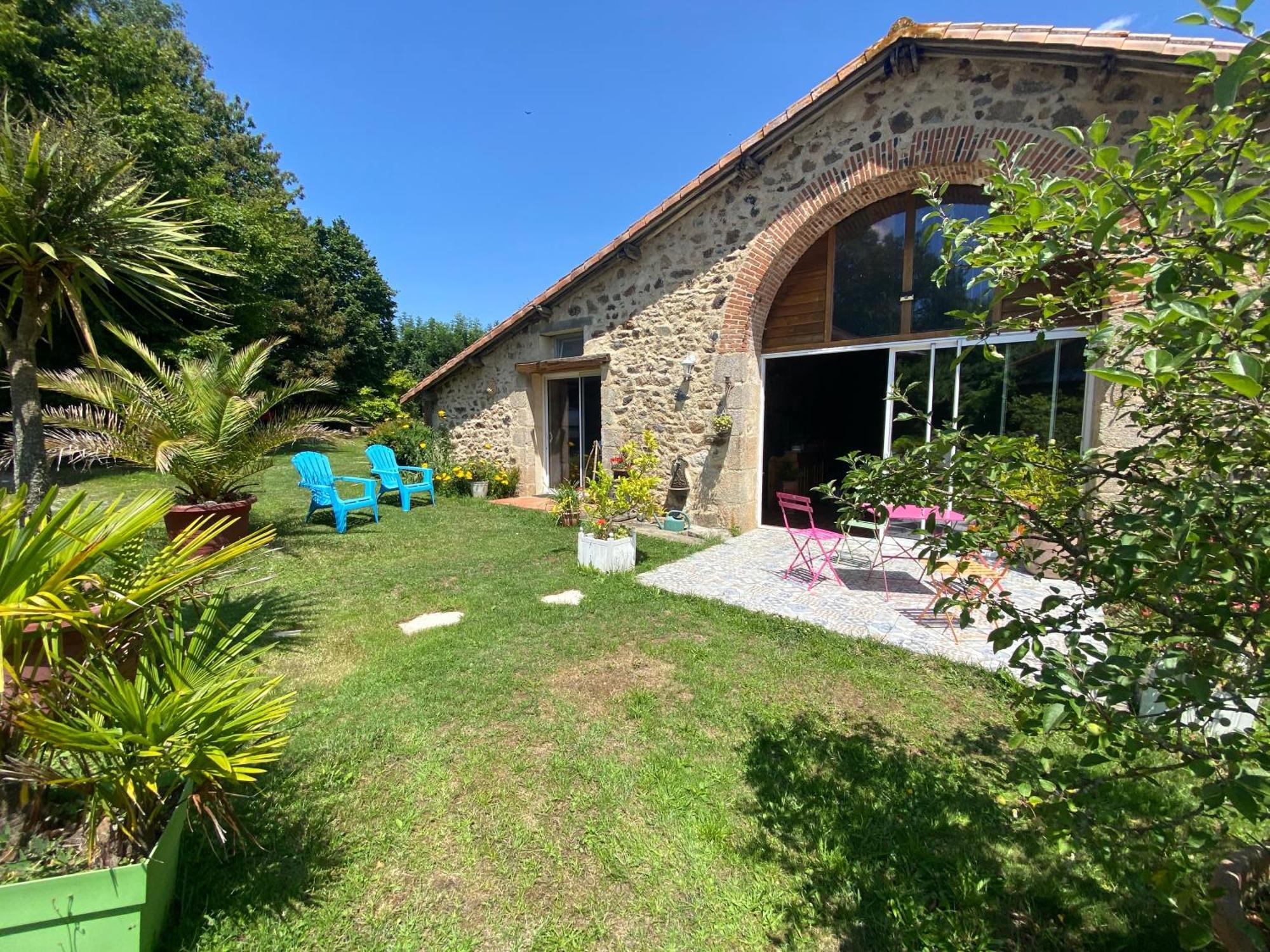 La Frapperie Bed and Breakfast La Pommeraie-sur-Sèvre Εξωτερικό φωτογραφία