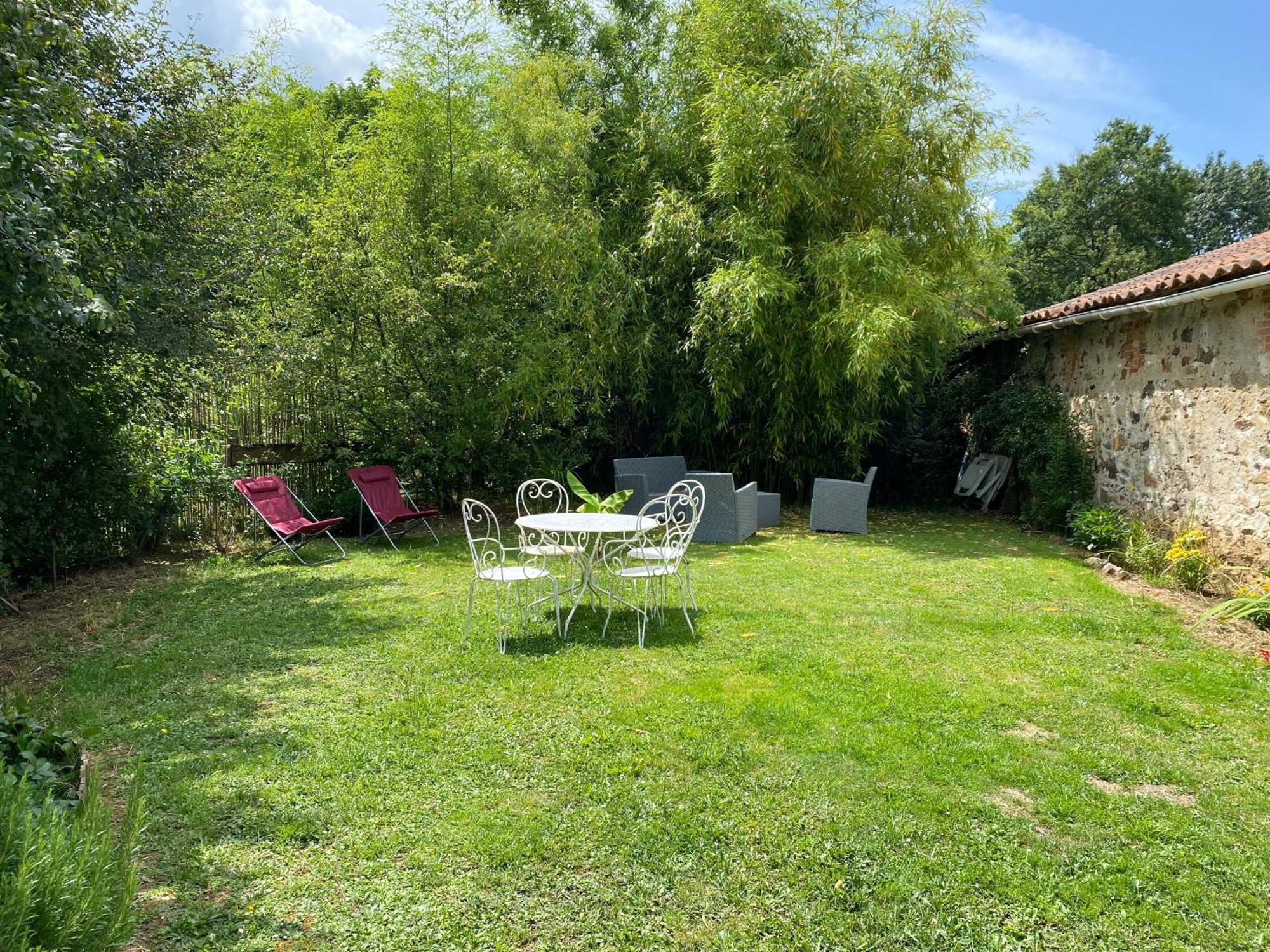 La Frapperie Bed and Breakfast La Pommeraie-sur-Sèvre Εξωτερικό φωτογραφία