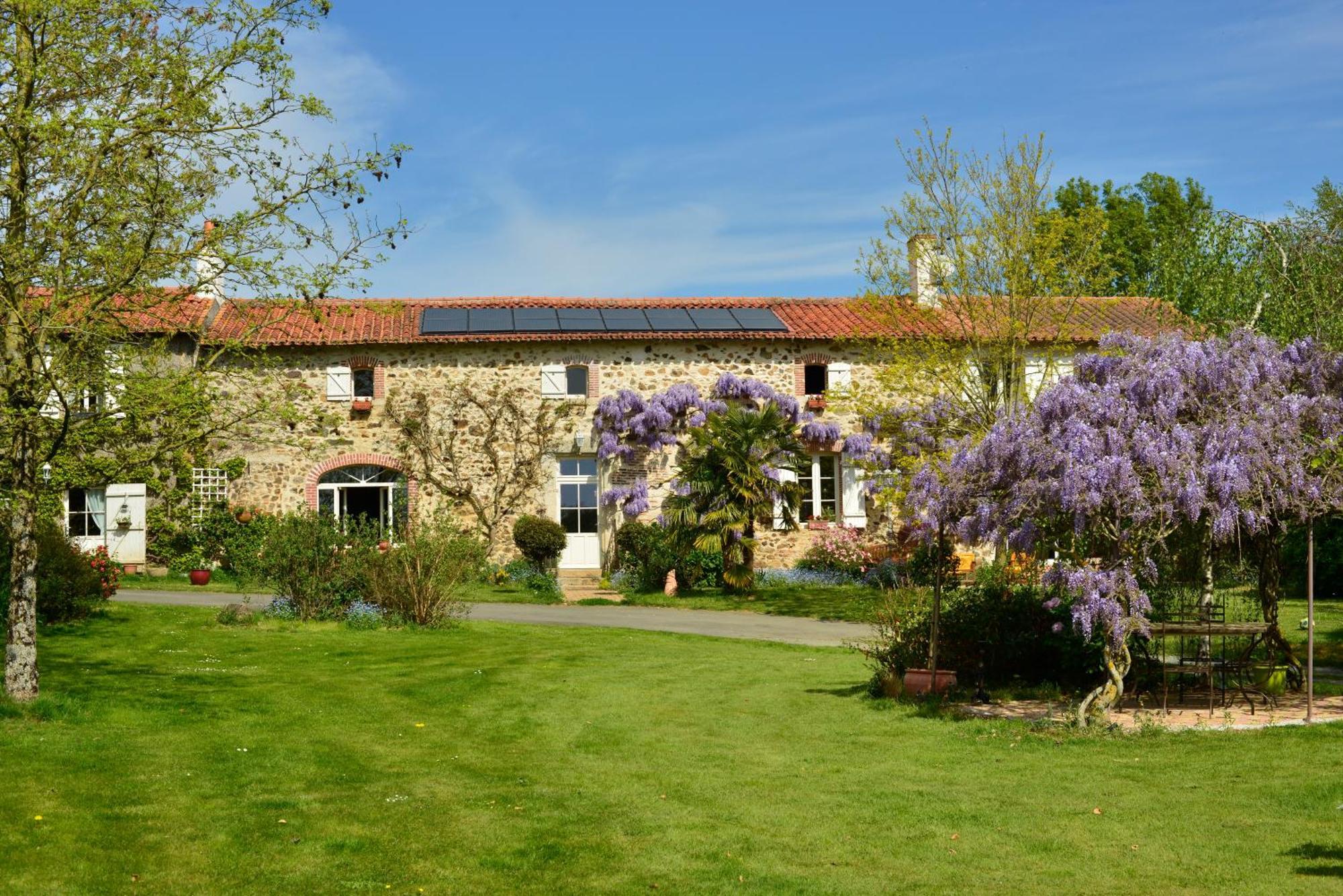 La Frapperie Bed and Breakfast La Pommeraie-sur-Sèvre Εξωτερικό φωτογραφία